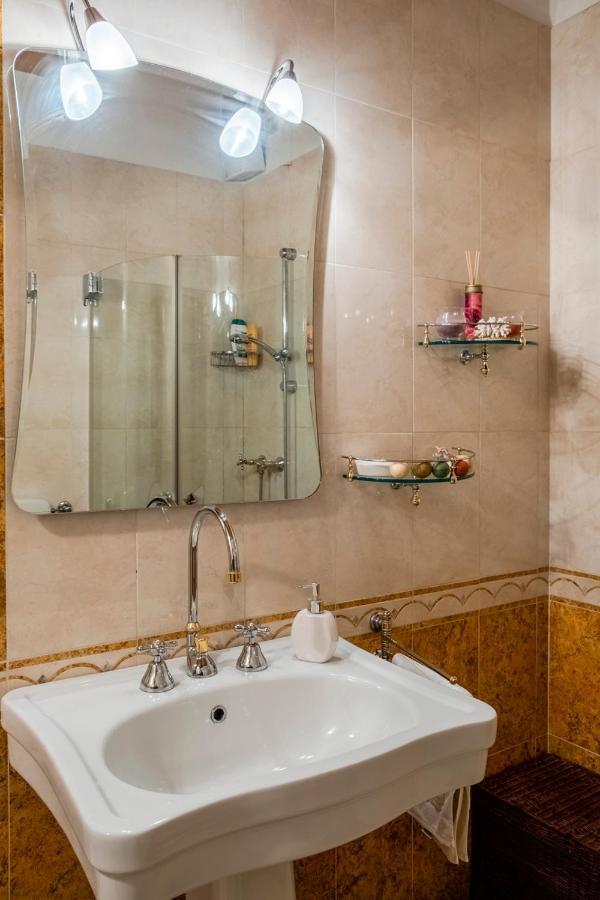Ai Cinque Archi Lägenhet Verona Exteriör bild
