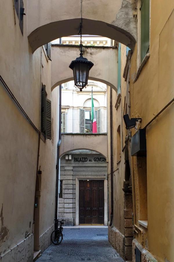 Ai Cinque Archi Lägenhet Verona Exteriör bild